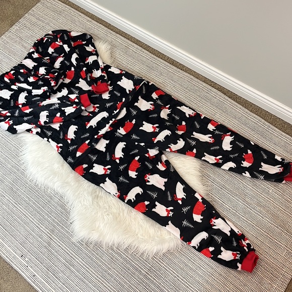 Hooded Zip One Piece Holiday PJs Woman’s M - Picture 13 of 13